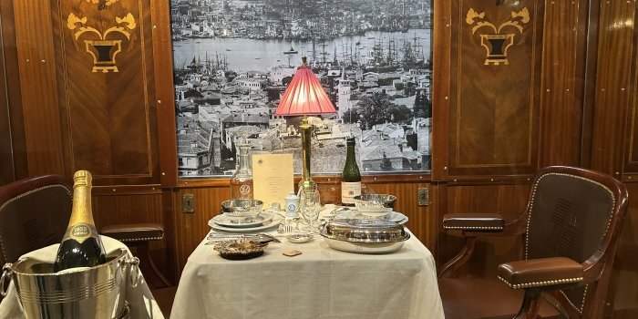 Christofle : Atelier de dressage de table à la française 
