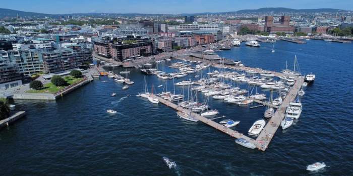 Ma vie là-bas : OSLO